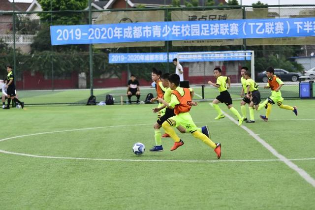 名记：詹姆斯曾说若阿门练出中距离 那我们都要小心了